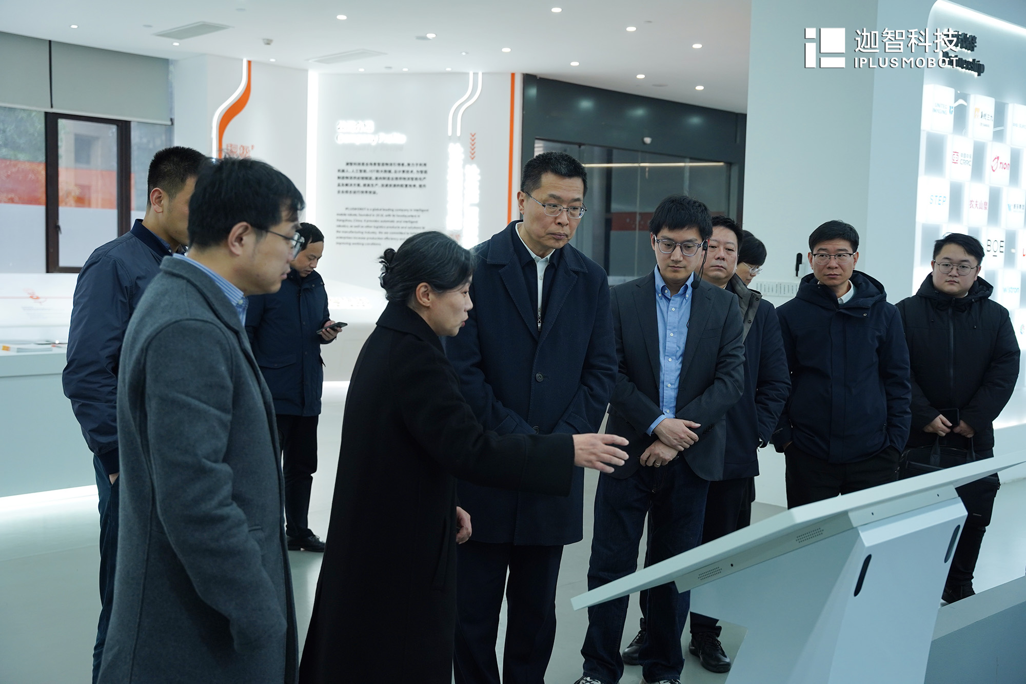 412a5ef7494f04aefbe43948f276727c.jpg 412a5ef7494f04aefbe43948f276727c.jpg